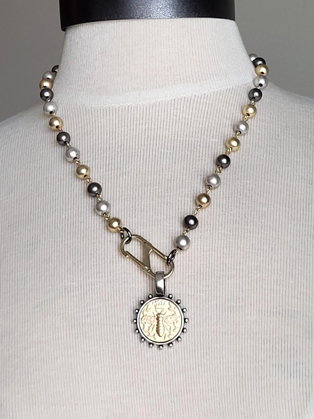 Queen Bee Coin Necklace: Tri-Color Pearl Chain, Gold Pendant