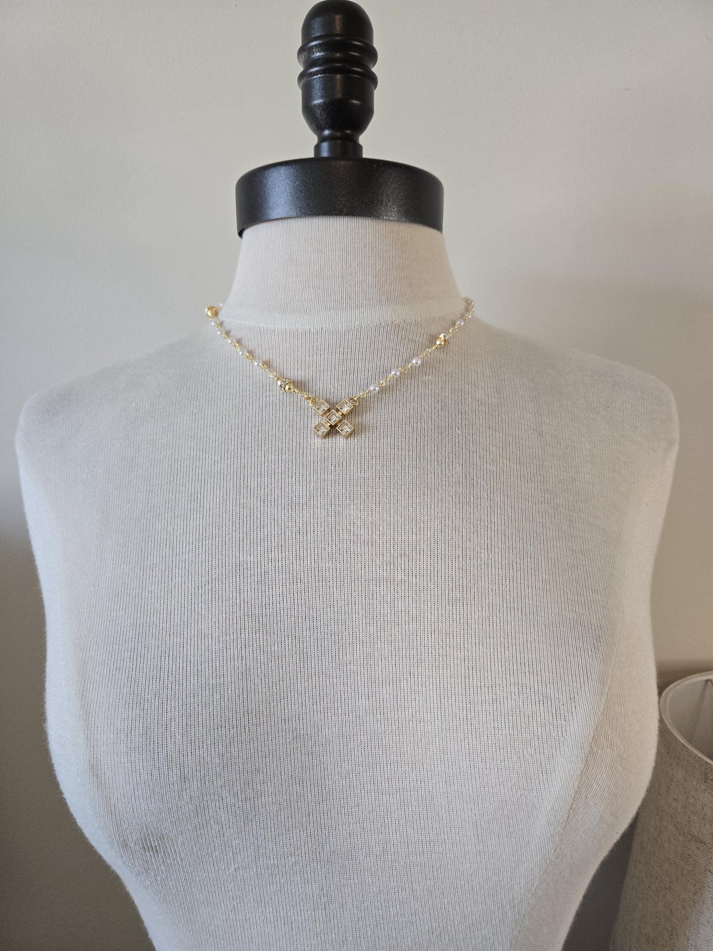 Petite Pearl Choker Necklace with CZ X Pendant - Hugs & Kisses XXOO- Layering Jewelry