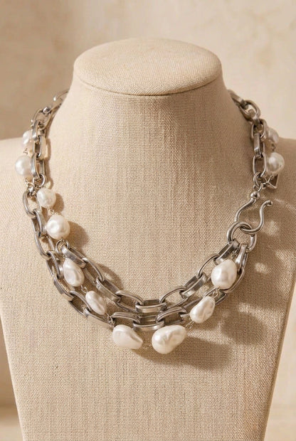 Elegant Baroque Pearl Multi-Strand Choker: Luxurious Gold Statement Necklace for Special Occasions