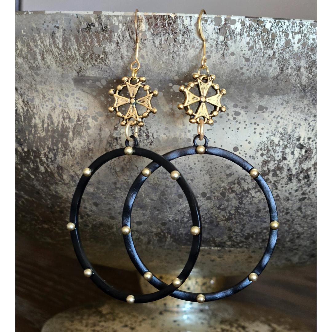 Vintage Glam Mixed-Metal Statement Hoop Earrings