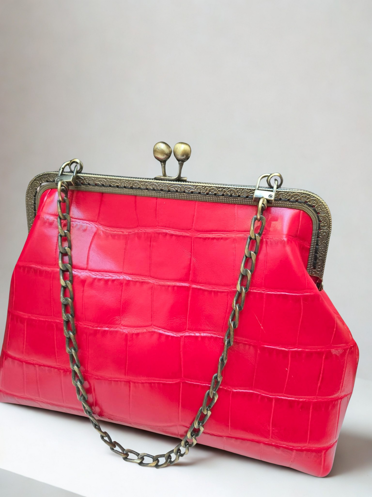 Full Grain Red Croc Embossed Leather Handbag | Convertible Chain Shoulder Bag