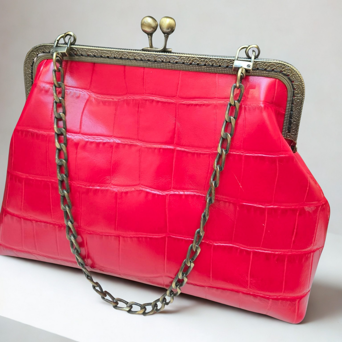 Full Grain Red Croc Embossed Leather Handbag | Convertible Chain Shoulder Bag