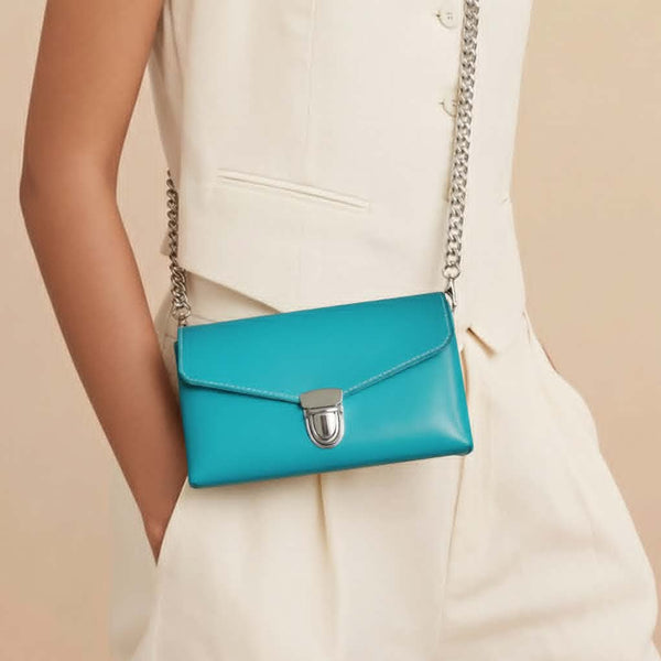 Versatile Small Leather Phone Bag– Handcrafted Luxury in a Compact Design