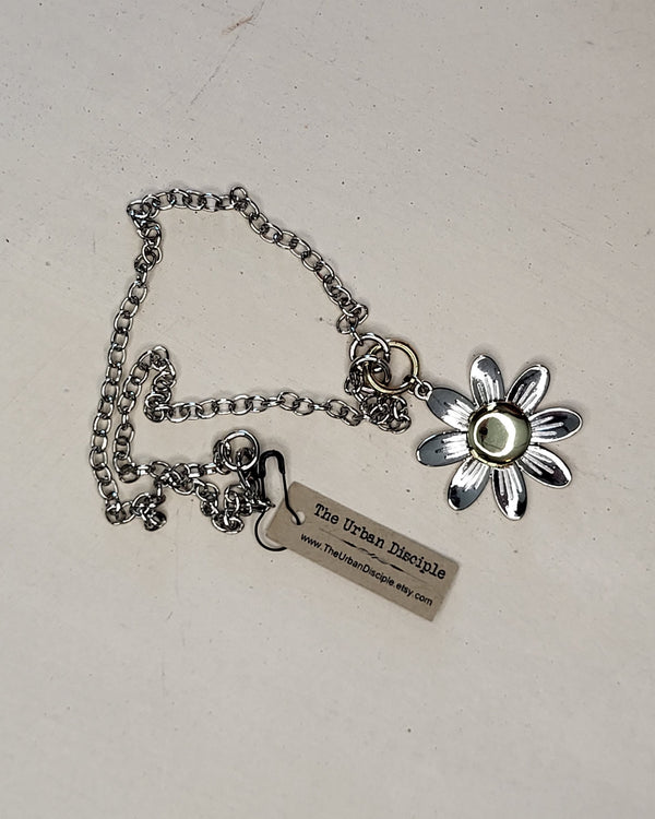 Minimalist Silver Flower Pendant Necklace - Petite Dainty Jewelry