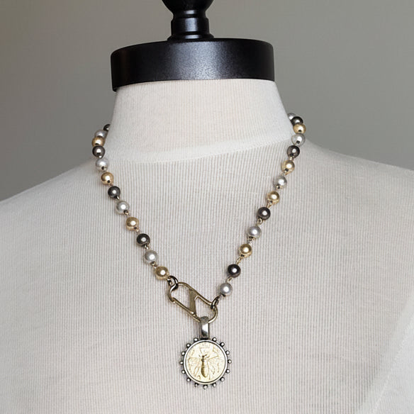 Queen Bee Coin Necklace: Tri-Color Pearl Chain, Gold Pendant