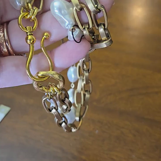 Elegant Baroque Pearl Multi-Strand Choker: Luxurious Gold Statement Necklace for Special Occasions