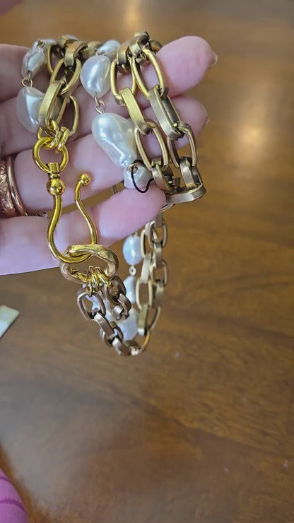 Elegant Baroque Pearl Multi-Strand Choker: Luxurious Gold Statement Necklace for Special Occasions